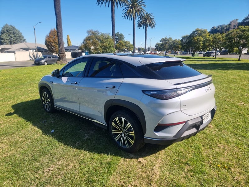 2026 BYD Sealion 7 Premium image 2