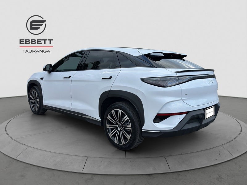 2026 BYD Sealion 7 Premium EV - AURORA WHITE image 2