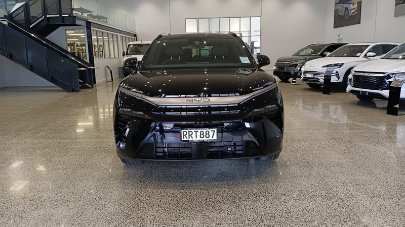 2026 BYD Sealion 8 Dm-P Dynamic Awd image 2