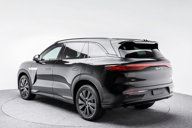 2026 BYD Sealion 8 Dynamic DM-I 2WD image 4