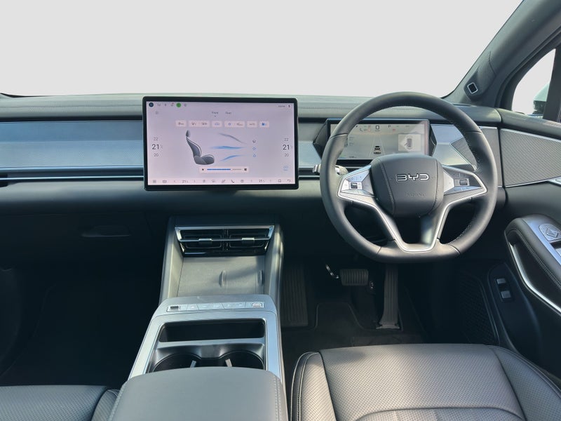 2026 BYD Sealion 8 DYNAMIC FWD - AURORA WHITE image 3