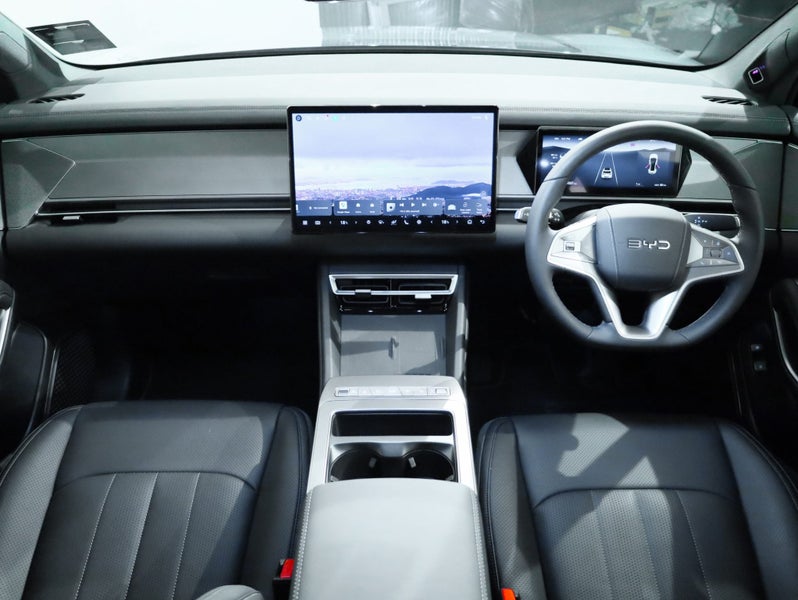 2026 BYD Sealion 8 Dynamic FWD PHEV image 3