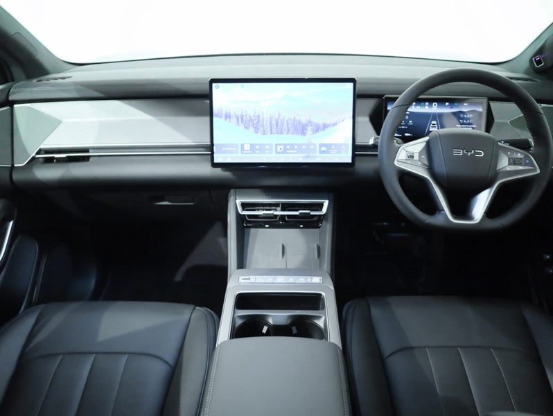 2026 BYD Sealion 8 Dynamic FWD PHEV image 3