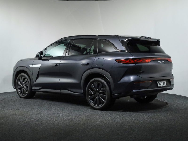 2026 BYD Sealion 8 Dynamic FWD PHEV image 2