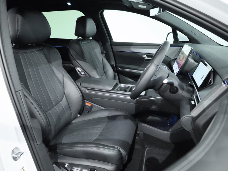 2026 BYD Sealion 8 Premium AWD PHEV image 4