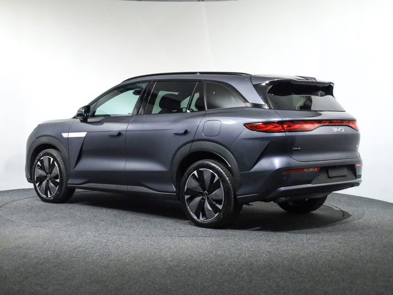 2026 BYD Sealion 8 Premium AWD PHEV image 2