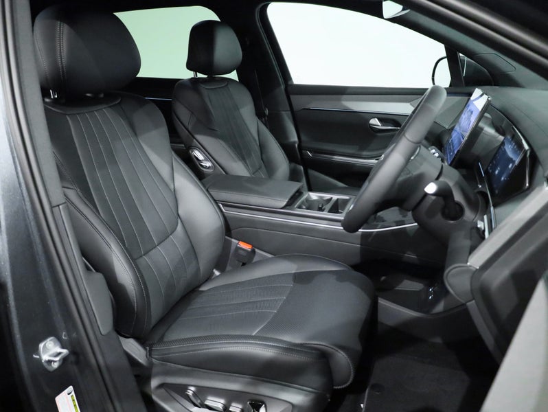 2026 BYD Sealion 8 Premium AWD PHEV image 4