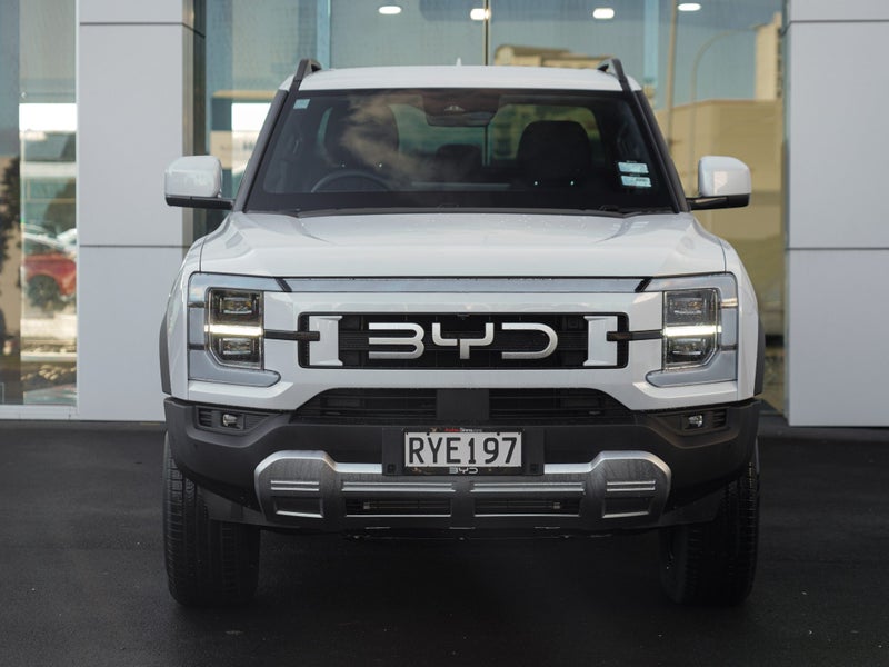 2026 BYD Shark 6 Performance 2.0PHEV 4Dr Ute image 4