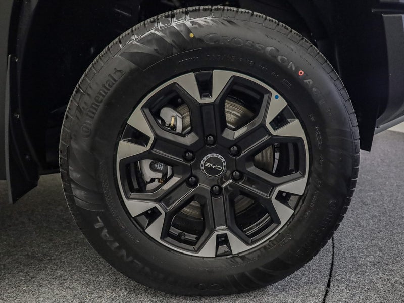2026 BYD Shark 6 Performance 2.0T Phev image 3
