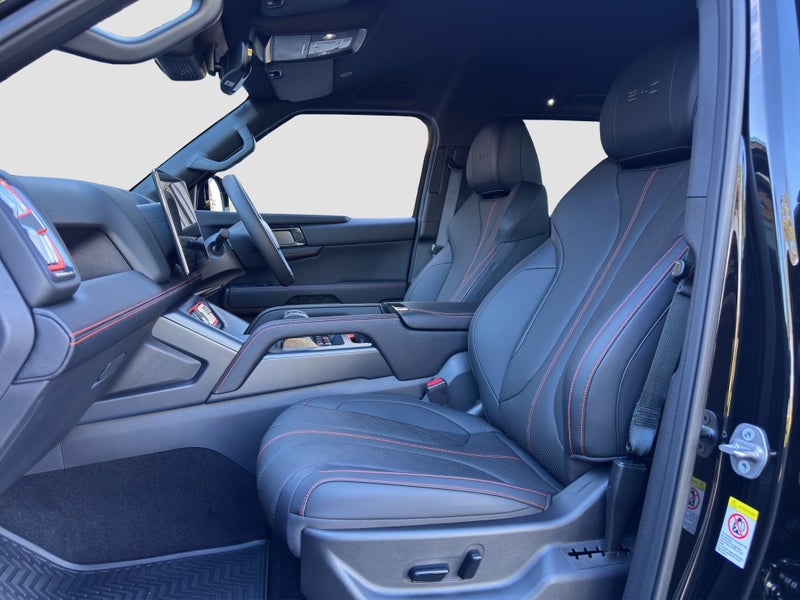 2026 BYD Shark 6 PREMIUM AWD PHEV - COSMOS BLACK image 5