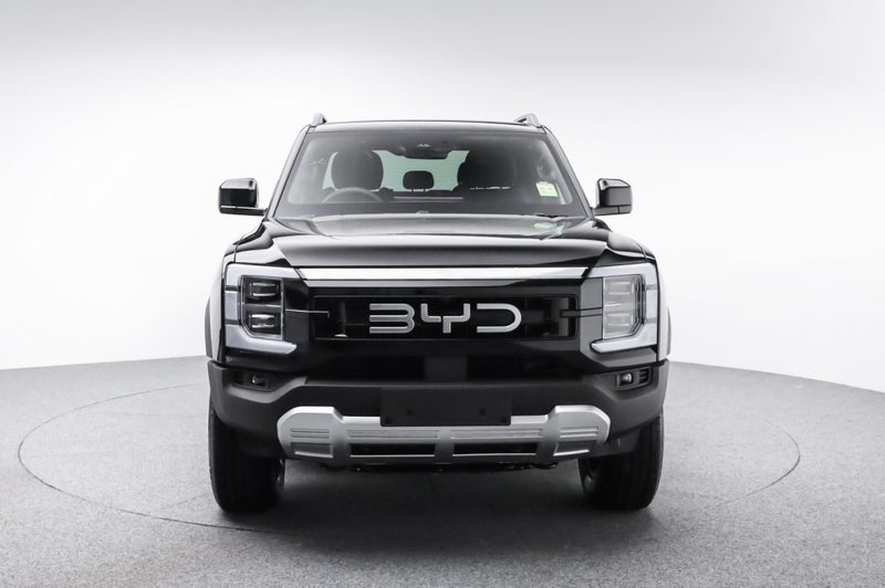 2026 BYD Shark 6 Premium PHEV image 2