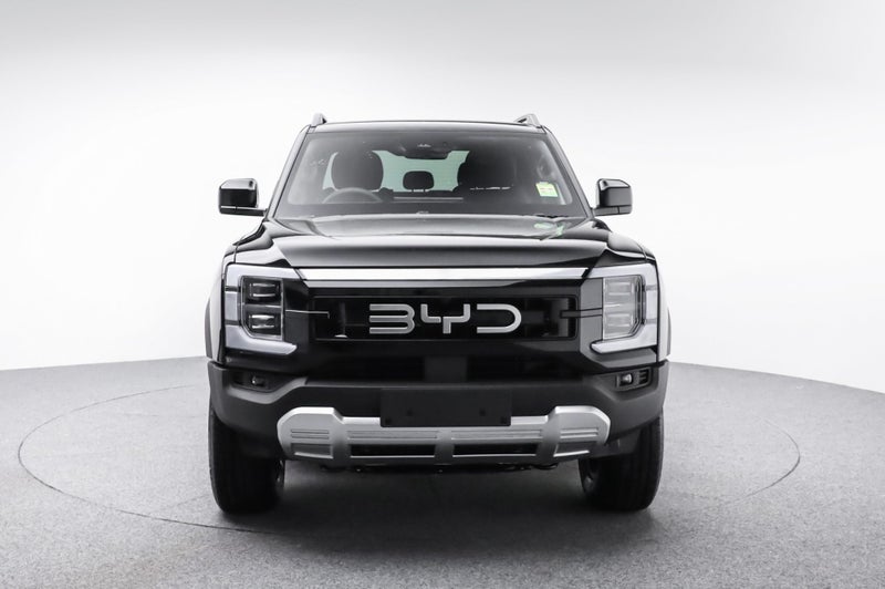 2026 BYD Shark 6 Premium PHEV image 2