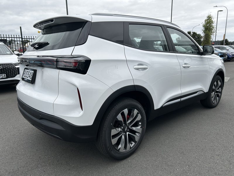 2026 Chery Tiggo 4 Petrol Ultimate image 5