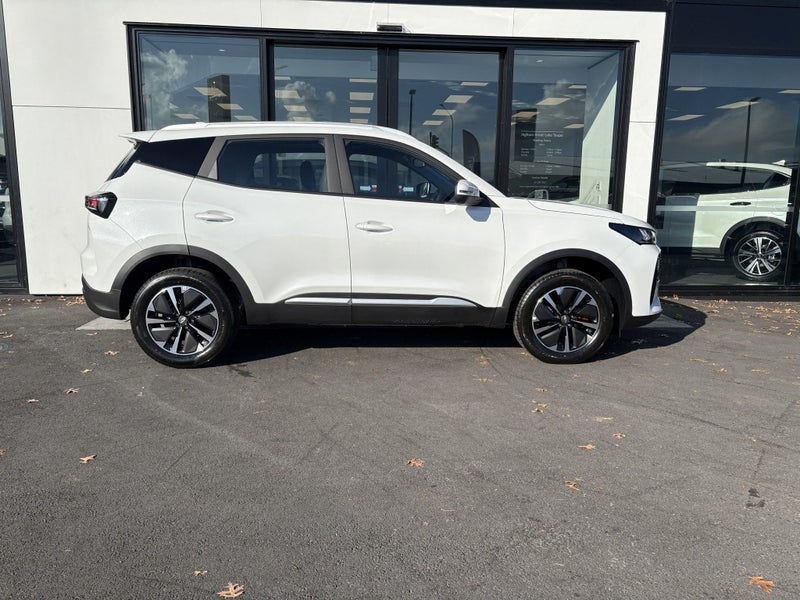 2026 Chery Tiggo 4 ULTIMATE 1.5PT/CVT image 2