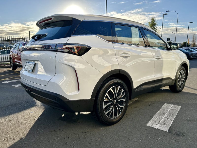 2026 Chery Tiggo 7 Petrol 2WD Ultimate image 5