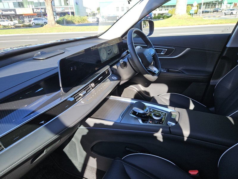 2026 Chery Tiggo 7 ULTIMATE 1.5PT/6AT image 3