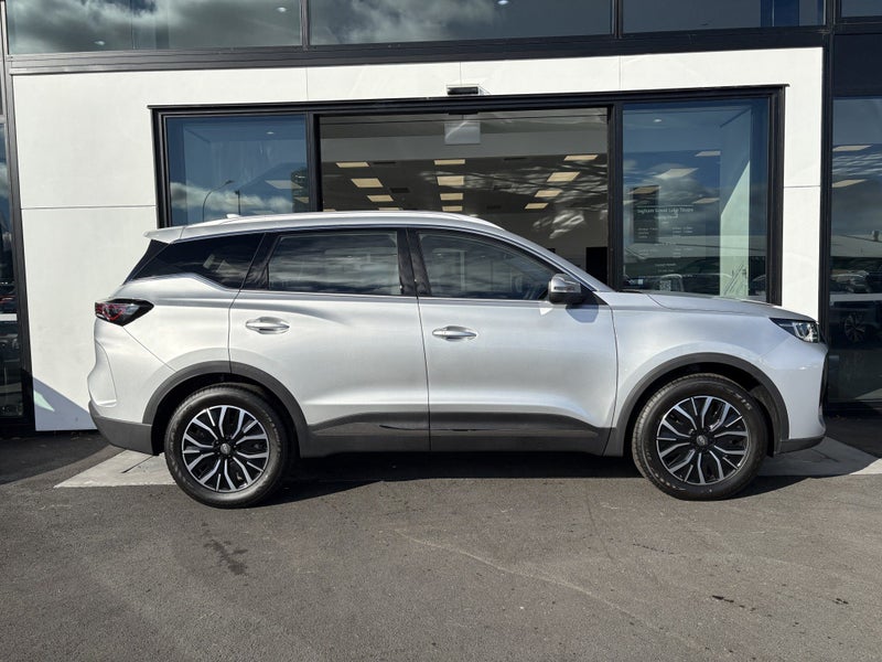 2026 Chery Tiggo 7 ULTIMATE 1.5PT/6AT image 2