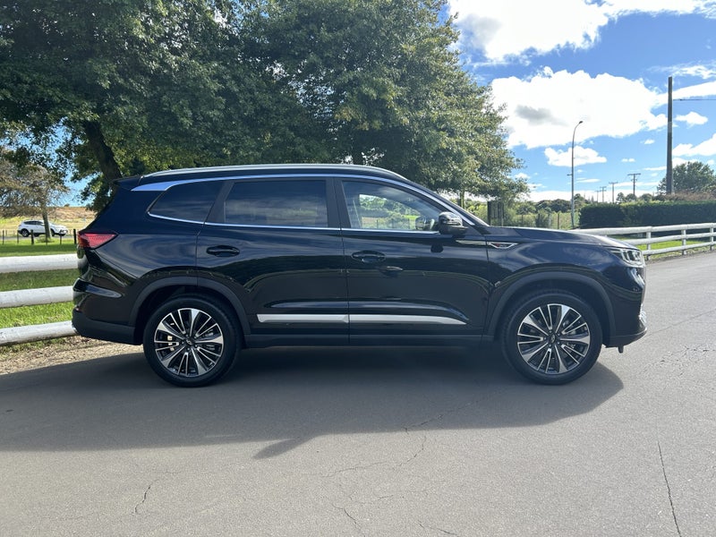 2026 Chery Tiggo 8 2.0T Pro Ultimate AWD image 3