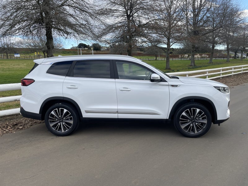 2026 Chery Tiggo 8 2.0T Pro Ultimate AWD image 3