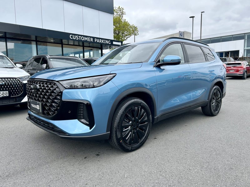 2026 Chery Tiggo 8 Super Hybrid Ultimate image 2