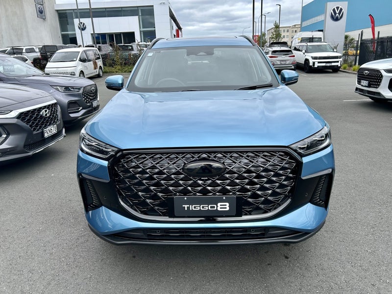 2026 Chery Tiggo 8 Super Hybrid Ultimate image 3