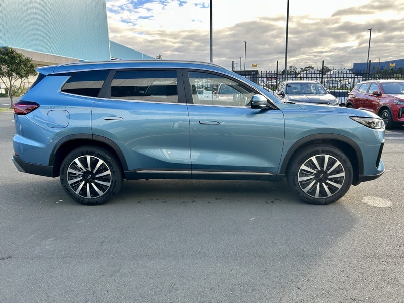 2026 Chery Tiggo 8 Super Hybrid Ultimate image 5