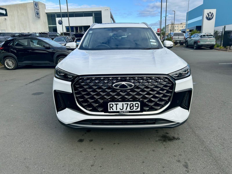 2026 Chery Tiggo 8 Super Hybrid Ultimate image 3