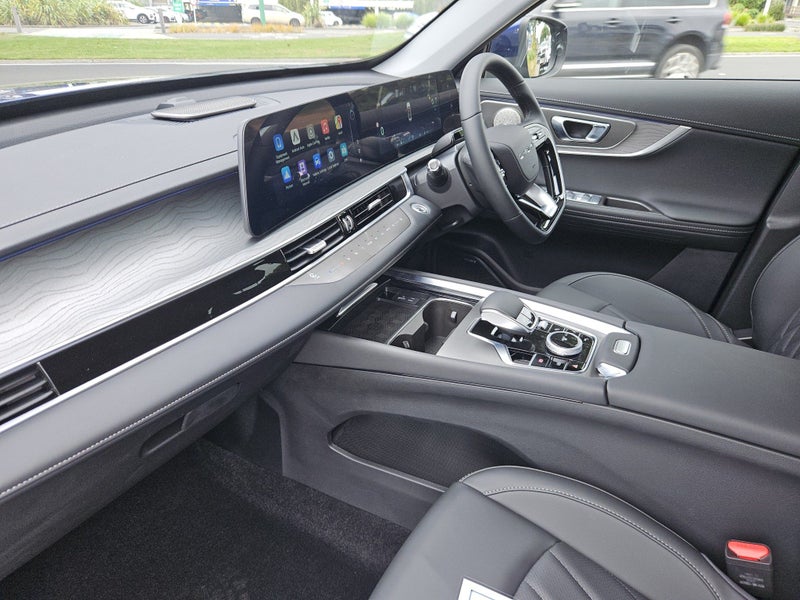 2026 Chery Tiggo 8 ULTIMATE 2.0PT/AWD image 3