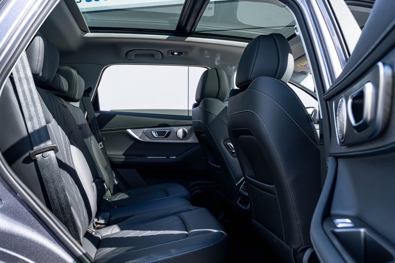 2026 Chery Tiggo 8 Ultimate 2.0Pt/Awd image 3