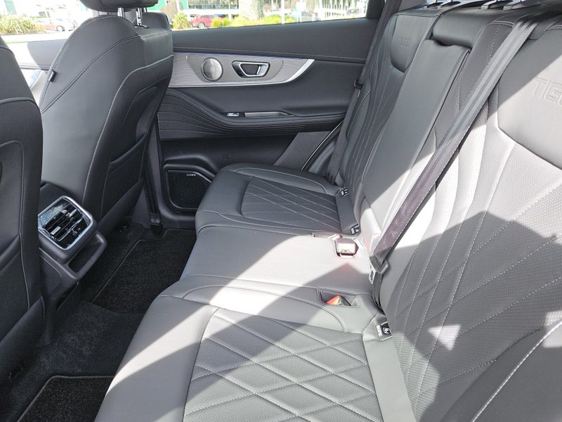 2026 Chery Tiggo 8 ULTIMATE 2.0PT/AWD image 4