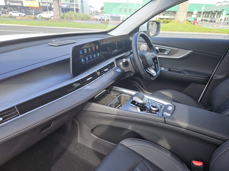 2026 Chery Tiggo 8 ULTIMATE 2.0PT/AWD image 3