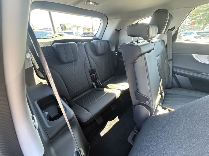 2026 Chery Tiggo 8 ULTIMATE 2.0PT/AWD image 2