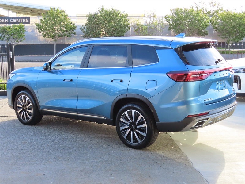 2026 Chery Tiggo 8 Ultimate CSH 1.5T PHEV - 7 S... image 5