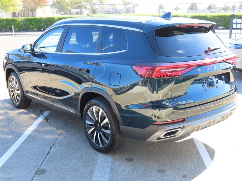 2026 Chery Tiggo 8 Ultimate CSH 1.5T PHEV - 7 S... image 5