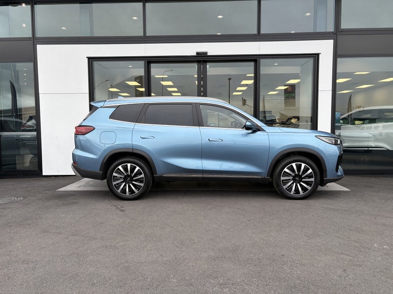 2026 Chery Tiggo 8 ULTIMATE PHEV/HD CSH image 2