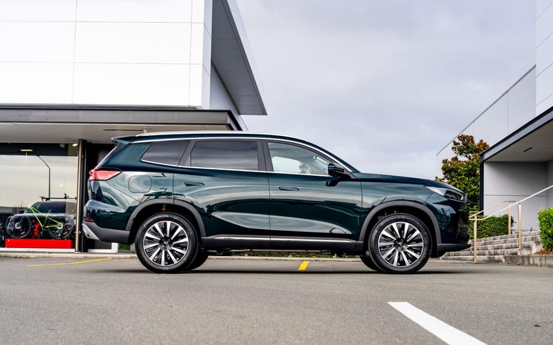 2026 Chery Tiggo 8 Ultimate Phev/Hd Csh image 4