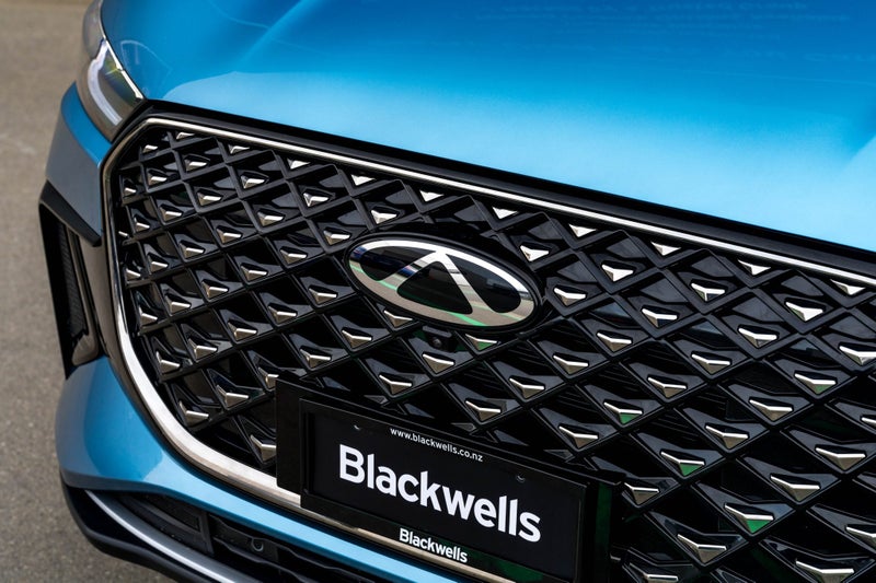 2026 Chery Tiggo 8 Ultimate Phev/Hd Csh image 2