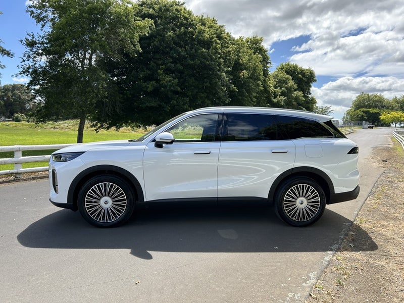 2026 Chery Tiggo 9 1.5T Ultimate Hybrid AWD image 5