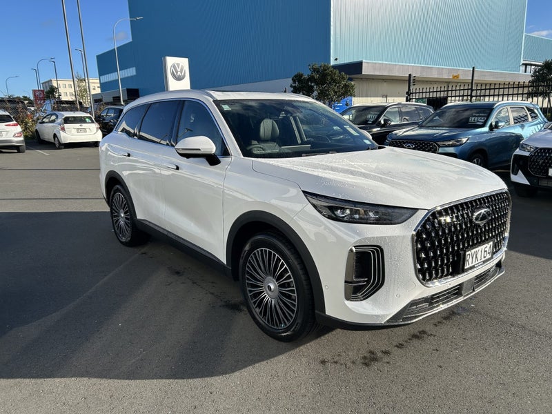 2026 Chery Tiggo 9 Super Hybrid Ultimate image 3