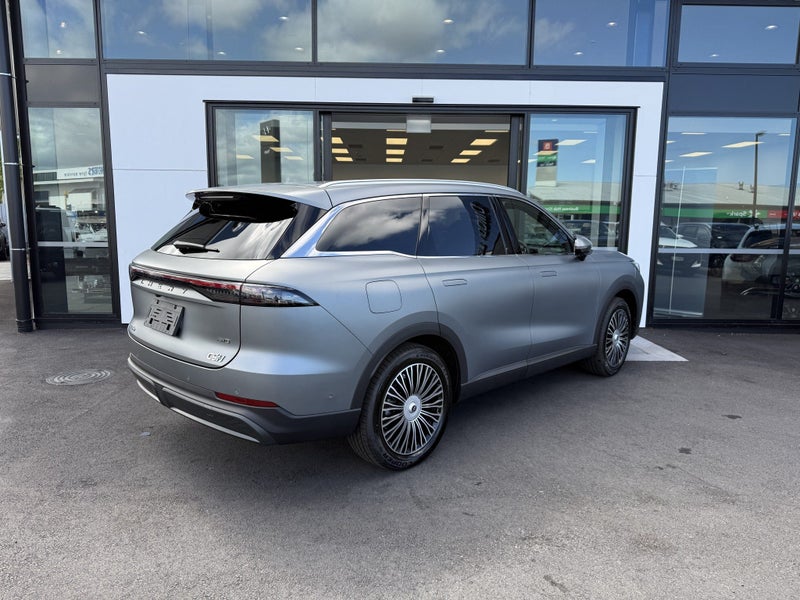 2026 Chery Tiggo 9 ULT PHEV/AWD/7HD CSH image 3