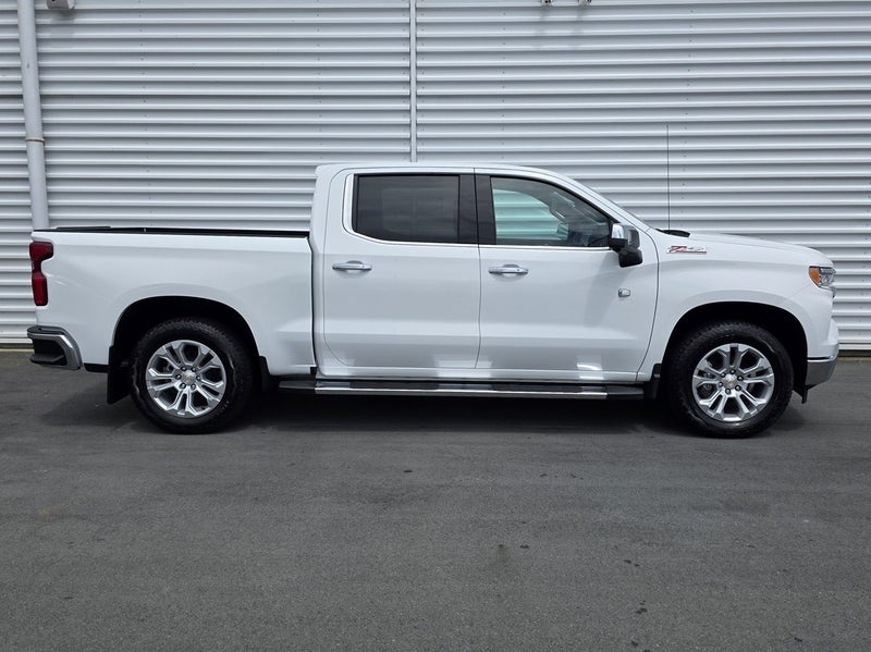 2026 Chevrolet Silverado 1500 LTZ Premium Tech... image 3