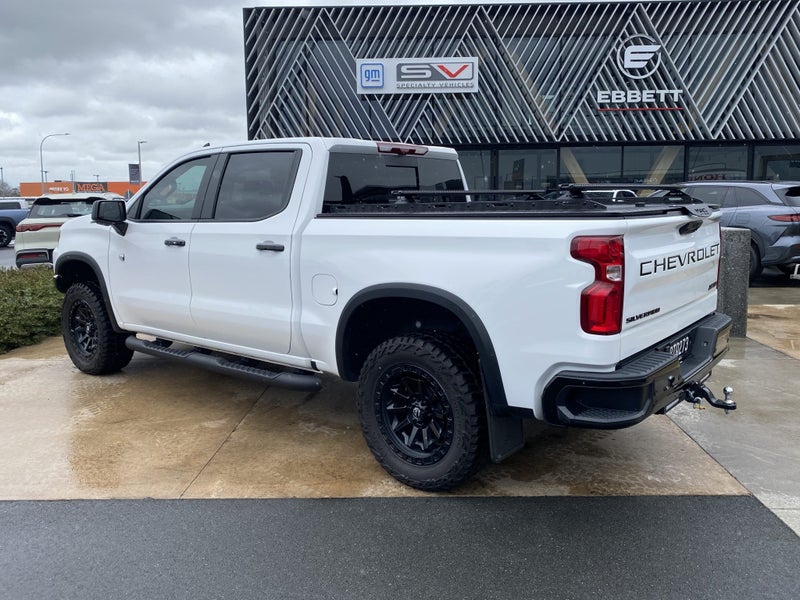 2026 Chevrolet Silverado 1500 ZR2 image 2