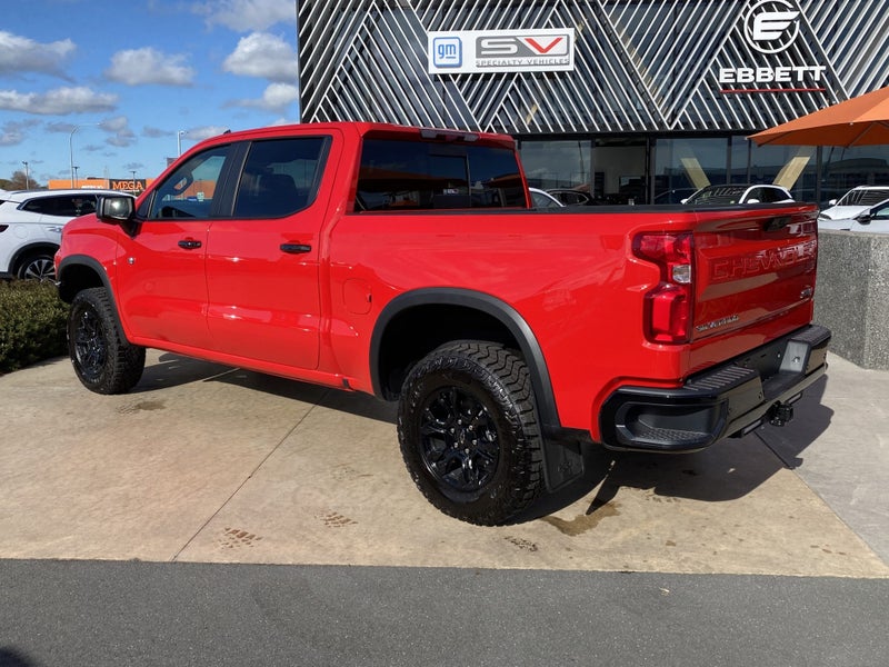 2026 Chevrolet Silverado 1500 ZR2 image 2