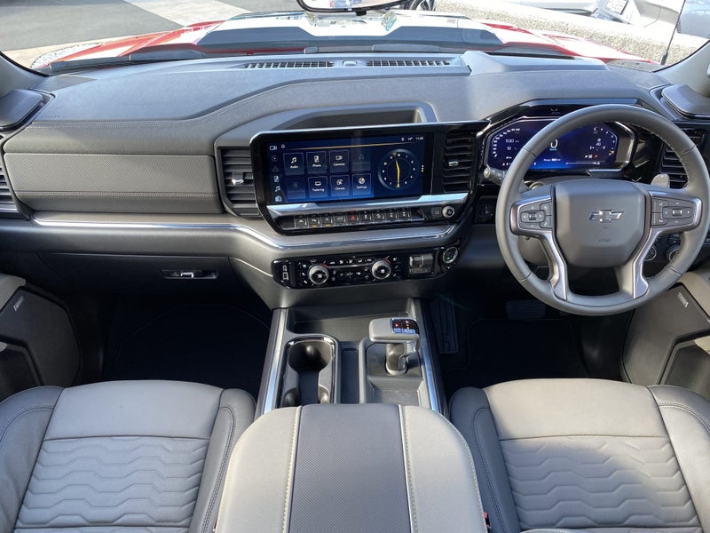 2026 Chevrolet Silverado 1500 ZR2 image 3
