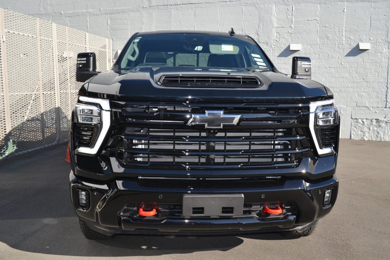 2026 Chevrolet Silverado 2500 HD image 3