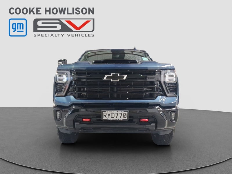 2026 Chevrolet Silverado 2500 HD LTZ Premium image 2