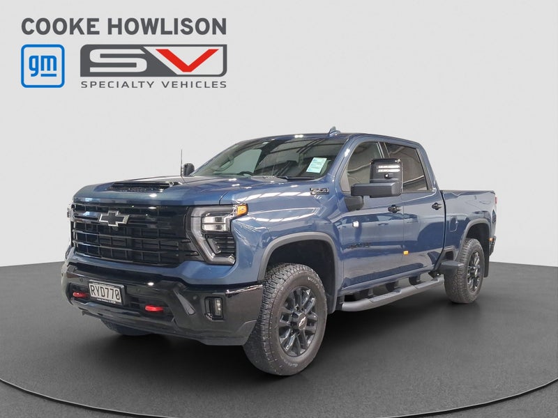 2026 Chevrolet Silverado 2500 HD LTZ Premium image 3