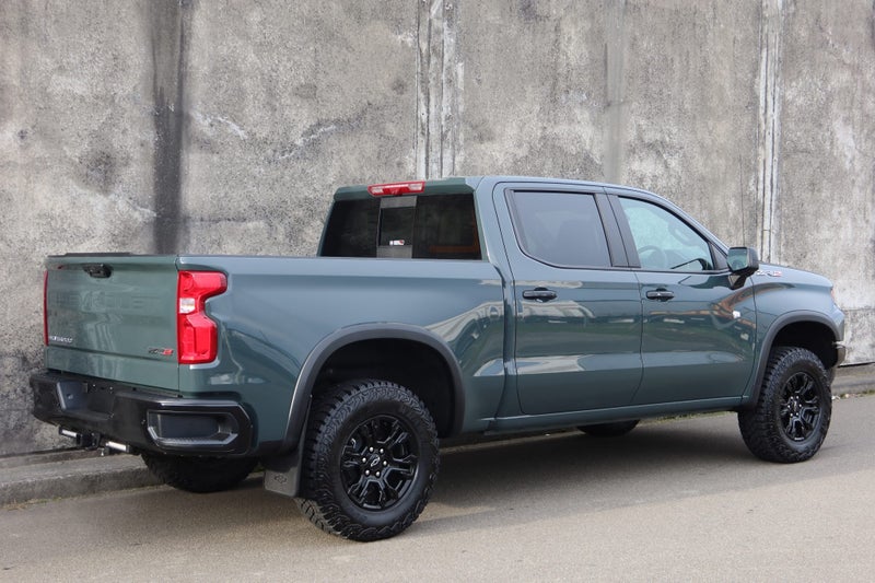 2026 Chevrolet Silverado GMSV Silverado 1500 ZR2 image 3