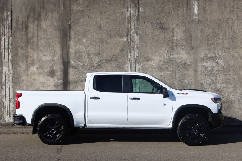 2026 Chevrolet Silverado GMSV Silverado - ZR2 image 2