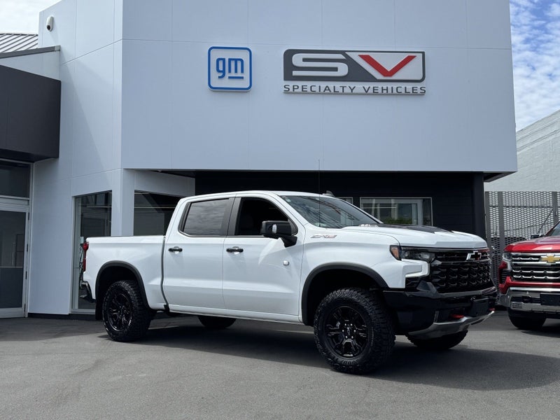 2026 Chevrolet Silverado ZR2 image 2